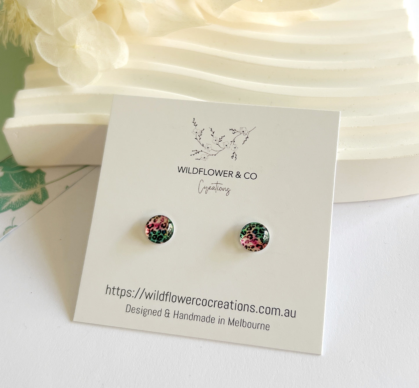 Glass Studs - rainbow leopard