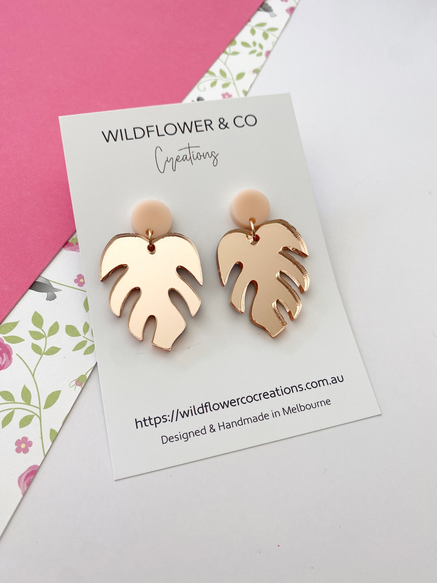 Monstera Leaf Dangle